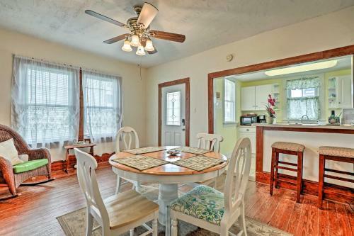 Coastal Getaway - Walk To St Augustine Beach!
