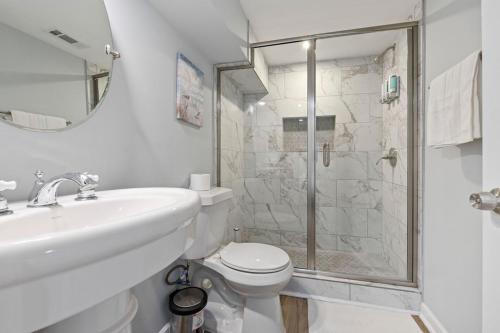 New Beautiful 3 Bedroom 3 Bath.