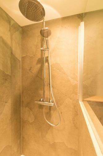 Hostal Maisons D'h�tes - Domaine Le Coq Enchant�