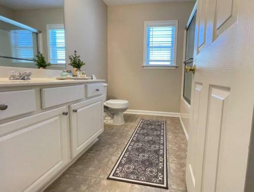 Quiet And Spacious 3 Bedroom 2.5 Bath Home