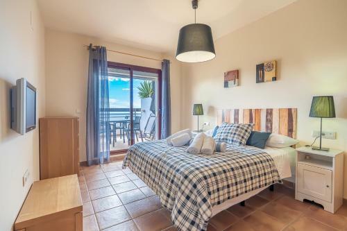 Salty Blue Apartment With Sea Views
