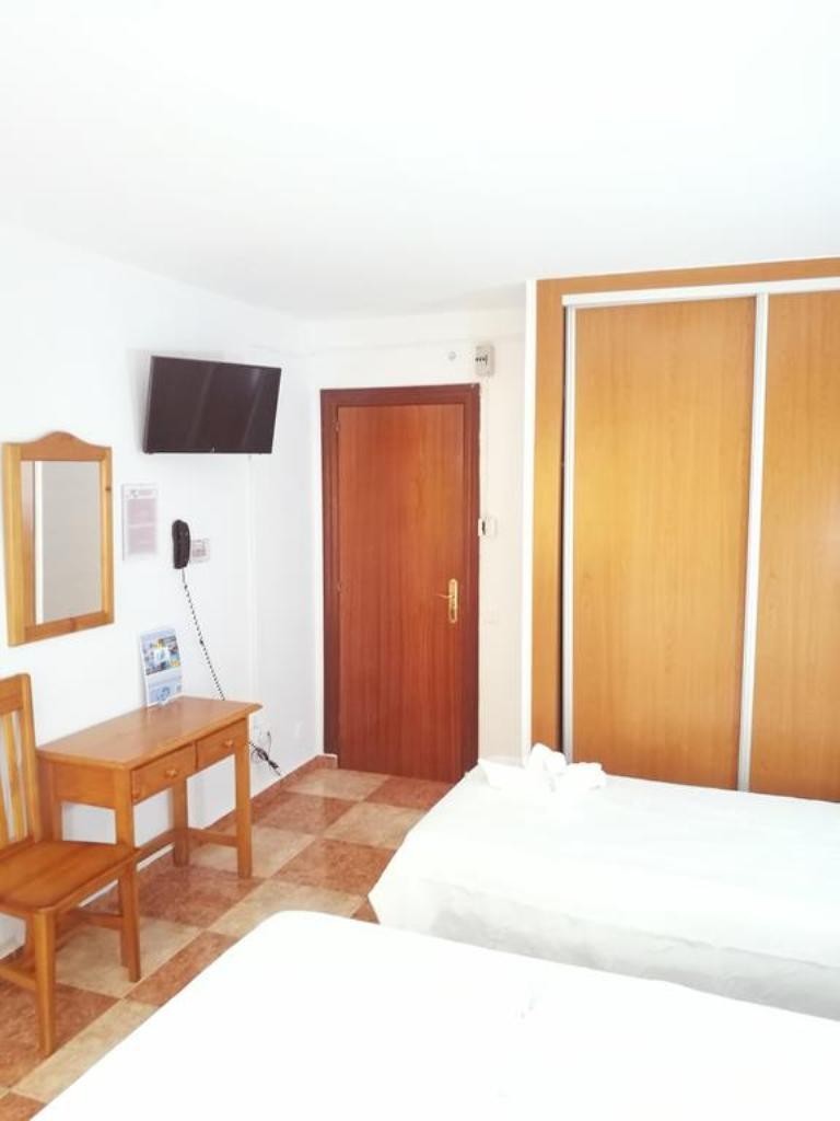 Hostal Virgen Del Rocio II