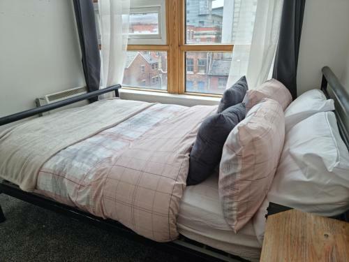 City View 2-bed Apartment In Manchester