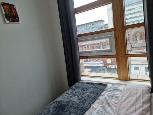 City View 2-bed Apartment In Manchester