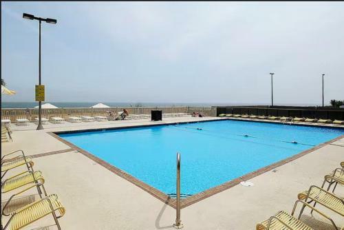 Golden Sands 1107