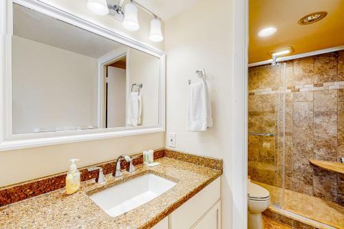 Golden Sands 1107