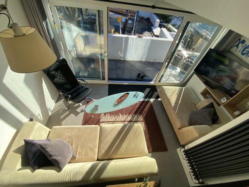 Adorable 1-bedroom Holiday Home With Free Parking