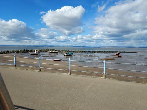 Refurbished Apartment In Morecambe Near The Sea