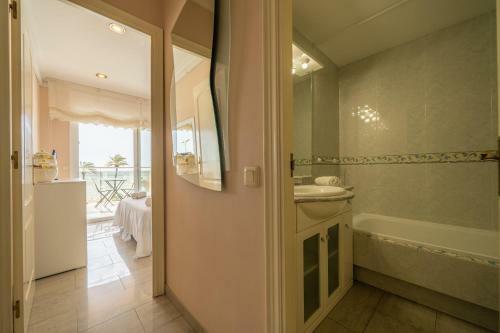 Apartamento Homeholidaysrentals Seaview - Costa Barcelona