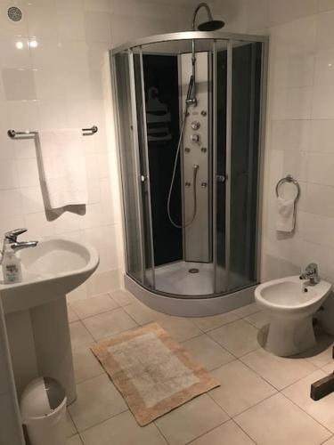 Apartamento Bas De Villa, Calme Proche Toutes Commodit�s.