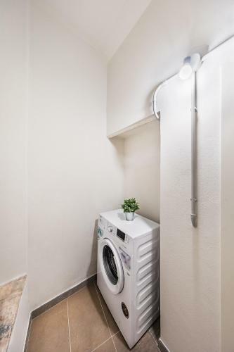 Il Lago T-11 Apartment By Wonderful Italy