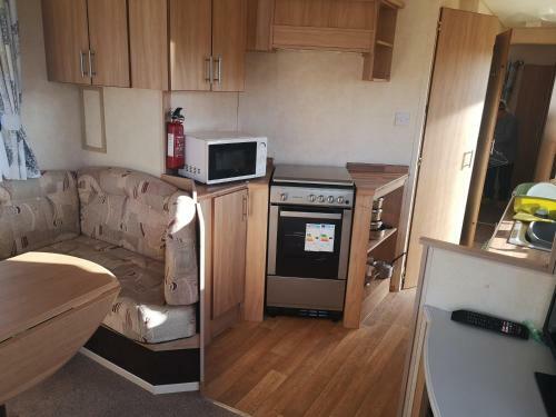 Lovely 2-bed Apartment In Walton On The Naze