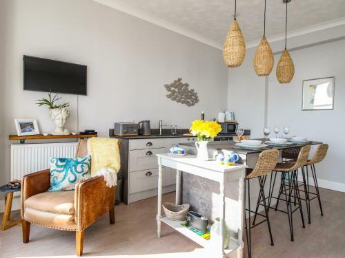 Sunrise Apartment