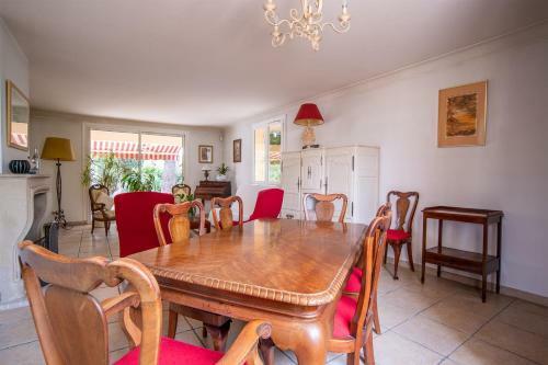 Welcome To The Nossi-b� Villa