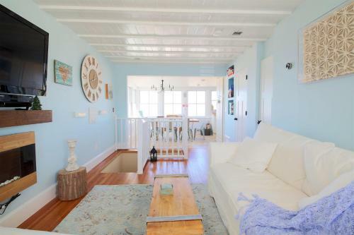 Diana Beach House In Heart Of North Fork Hamptons Private