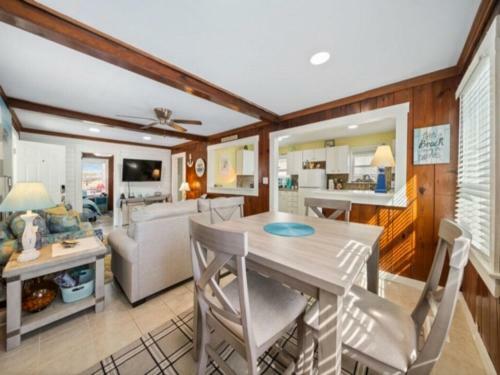Beach Cabin Cottage