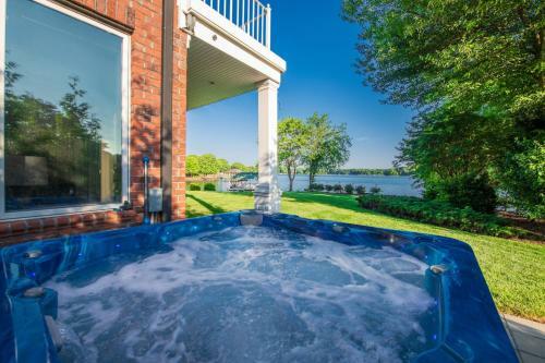 Nautical Ridge By Stay Lake Norman