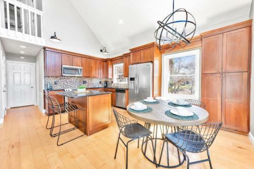 Blarney Bay By Stay Lake Norman