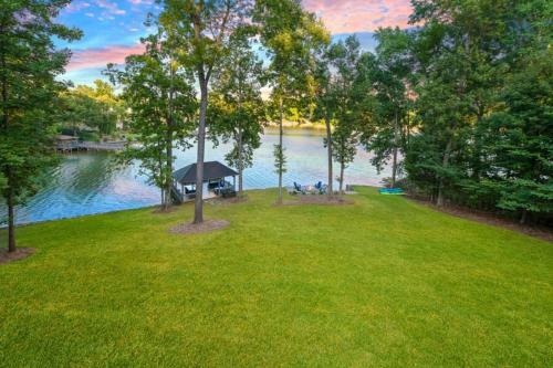 Ruby Arrival By Stay Lake Norman