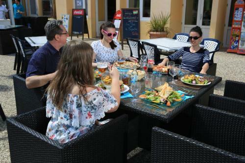 Camping Maeva Club Les Pr�veils ****
