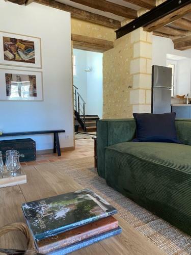 Hostal Maison De Charme Du Bistrot Des �curies