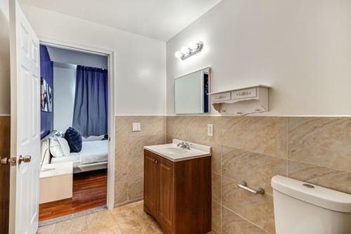 Apartamento Lovely 2bd Apt Steps From The Convention Center