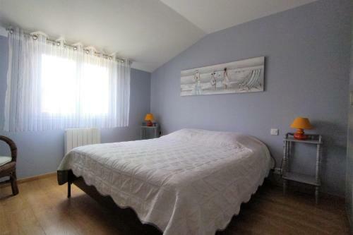 Grande Maison De Vacances Entre Oc�an For�t Et Marais 10 Pers