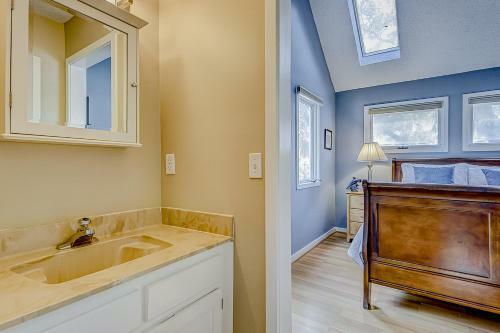 3080 Marshgate