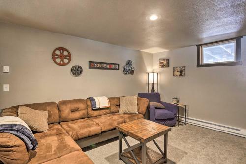 Modern South Dakota Cabin With Private Hot Tub!