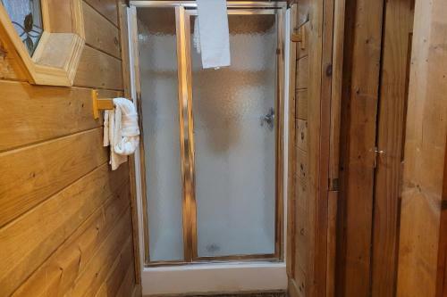 Bridgewood Cabin