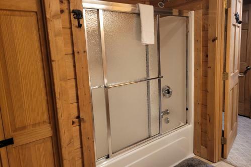 Bridgewood Cabin