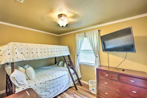 Pet-friendly Frankston Getaway With Lake Access