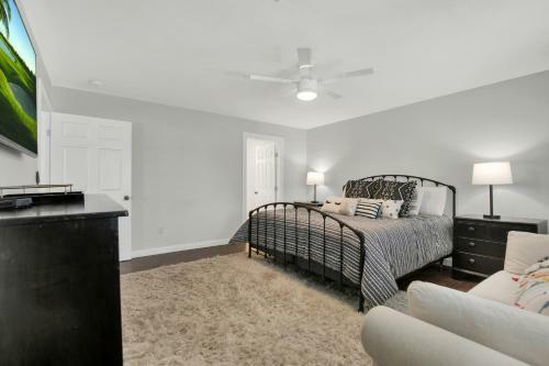 Wow! Haus With Hot Tub, Fire Pit And Games Galore!