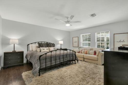 Wow! Haus With Hot Tub, Fire Pit And Games Galore!