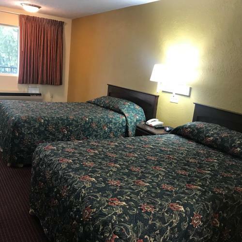 Hotel Navasota Inn