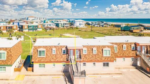 Island Retreat 32