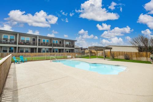 Sunrise Villas 210