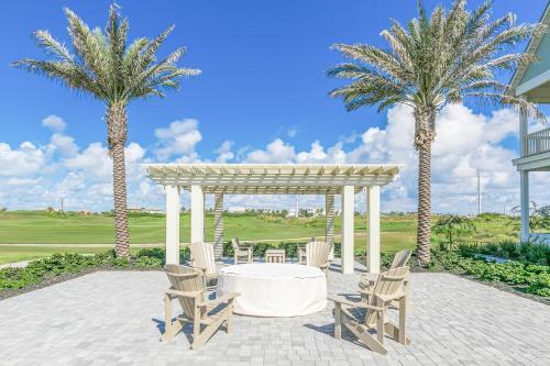 Golf Course Living At Palmilla Beach