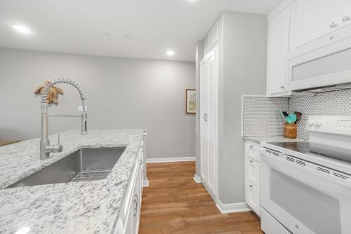 Sunrise Villas 208