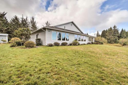 Willapa Bay Hideaway With 5 Acres And Water Views