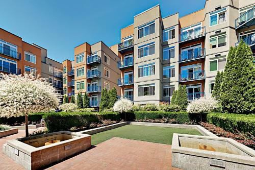 Belltown Court III