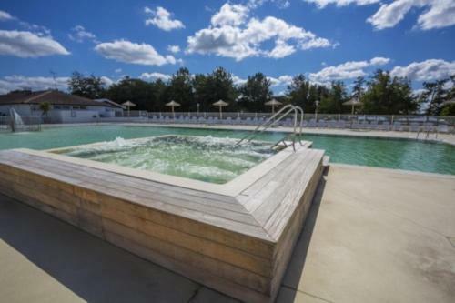 Charmant Mobilhome Dans Camping 4 �toiles Au Lac De Biscarrosse
