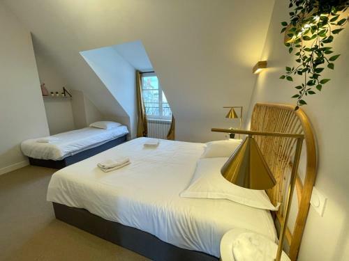 Hostal Maison Des Fleurs