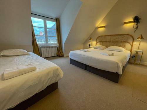 Hostal Maison Des Fleurs
