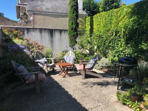 Maison Authentique Et D�pendance, � 300m De La Mer