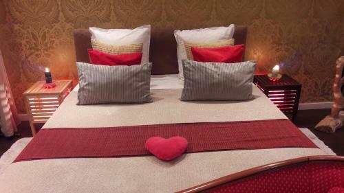 Bed & Breakfast Suite Endlesslove