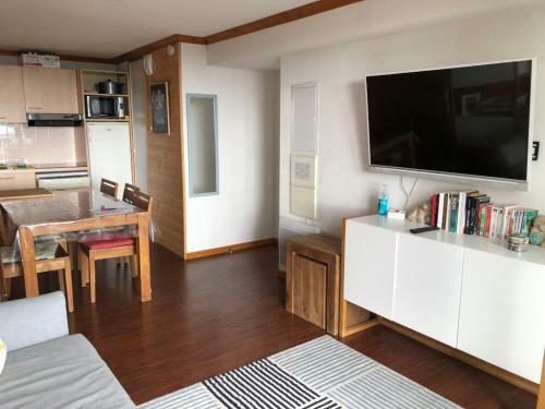 Apartamento Lama-g�te Des Puys T3 Superbe Vue Sud