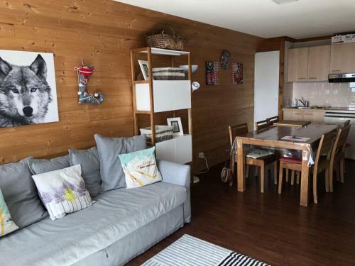 Apartamento Lama-g�te Des Puys T3 Superbe Vue Sud