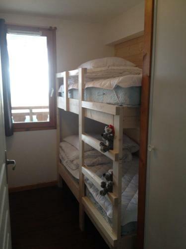 Apartamento Lama-g�te Des Puys T3 Superbe Vue Sud