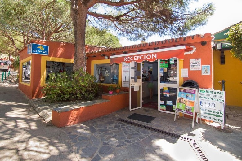 Complejo Tur�stico Cabopino